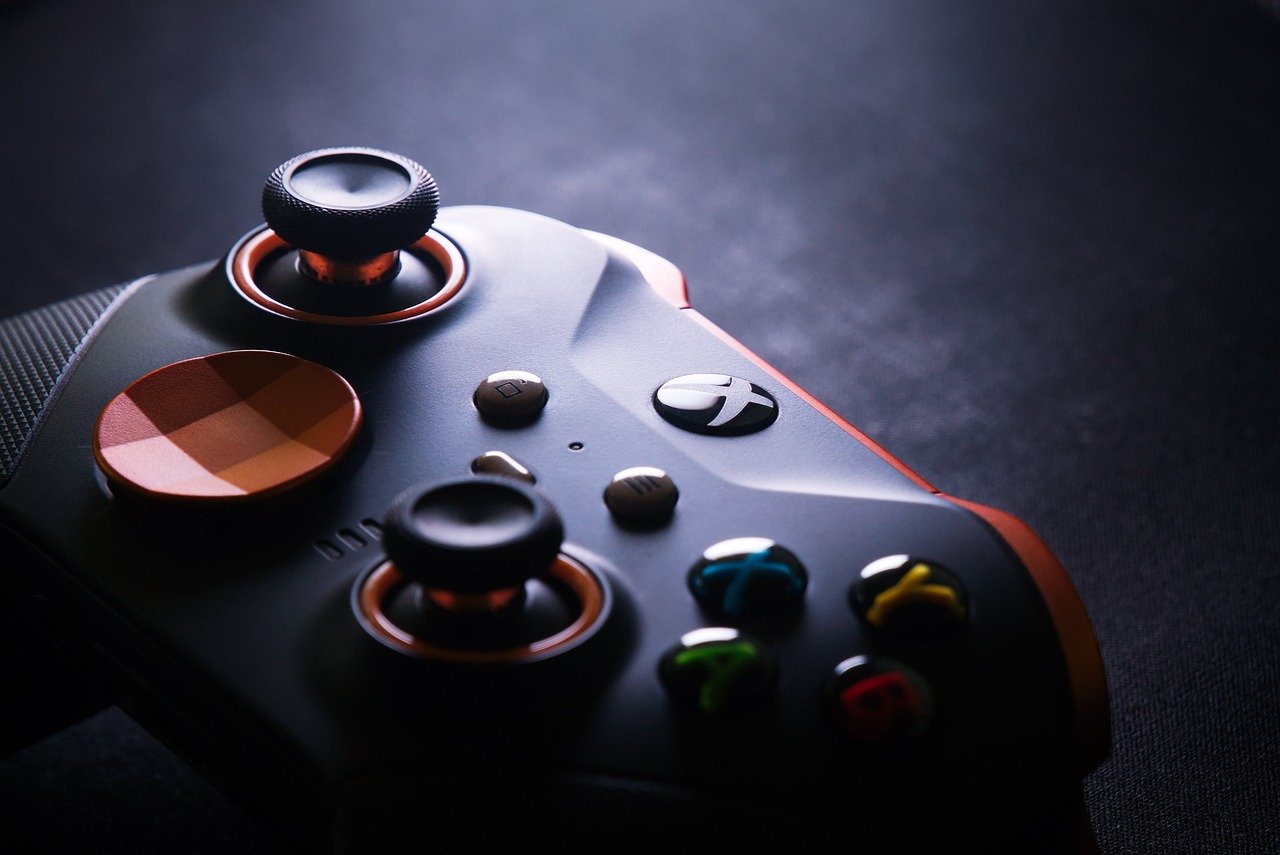 scopri il mondo dei controller da gaming: personalizza la tua esperienza di gioco con i migliori controller sul mercato. comfort, precisione e design innovativo per portare il tuo gameplay a un livello superiore.