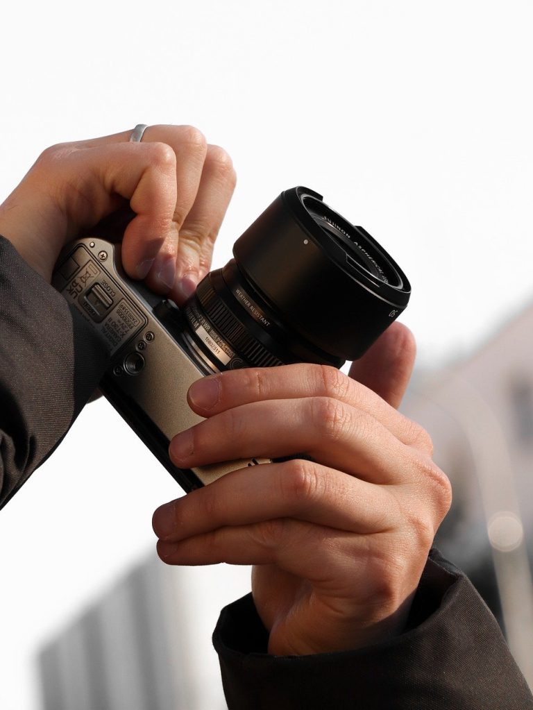 scopri le migliori action camera per catturare ogni tua avventura! scegli tra modelli resistenti, ad alta definizione e con funzionalità avanzate per immortalare i tuoi momenti più emozionanti.